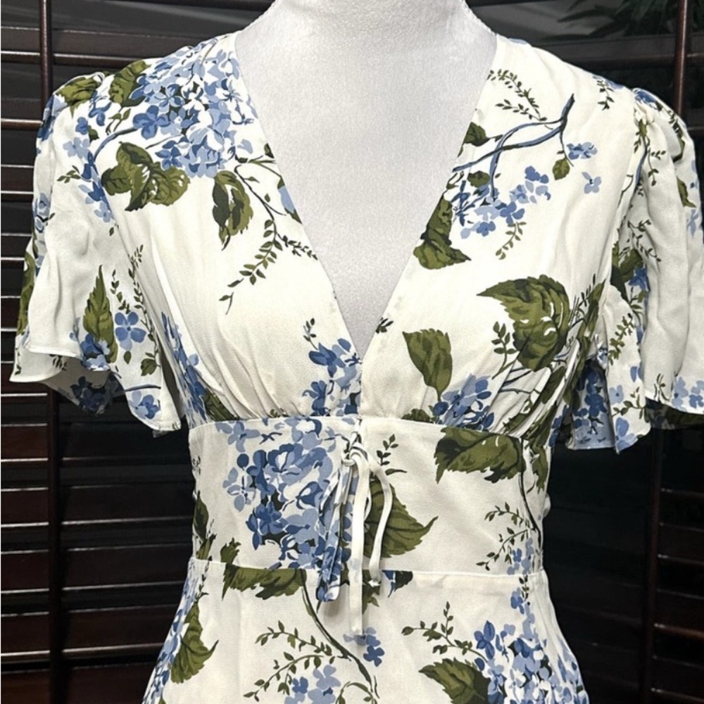 Reformation Cressida cream/blue floral short sleeve dress - Picture 3 of 6